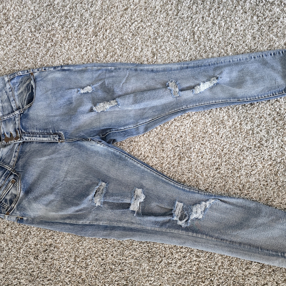 Distressed Light Blue Women's Jeans